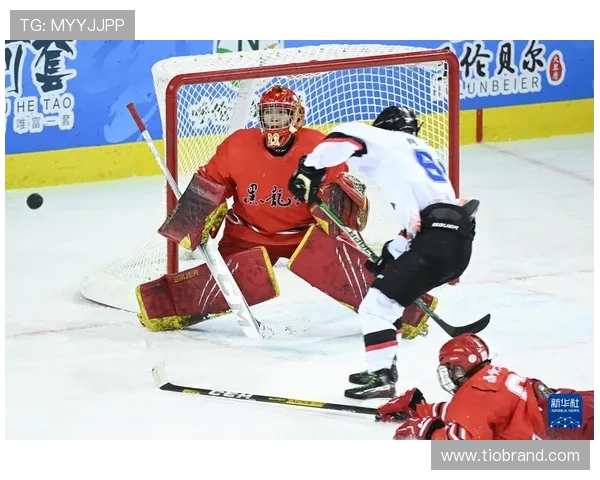 中国男冰球队历史性突破成功晋级冰球世锦赛 A组彰显中国冰球崛起新篇章